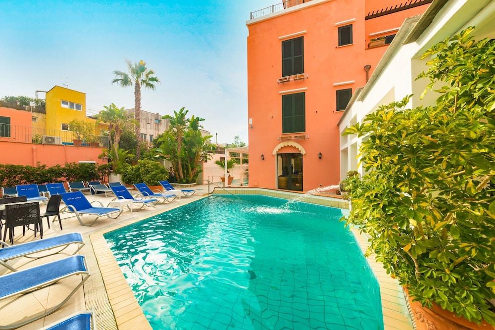Hotel Terme Zi Carmela 3*